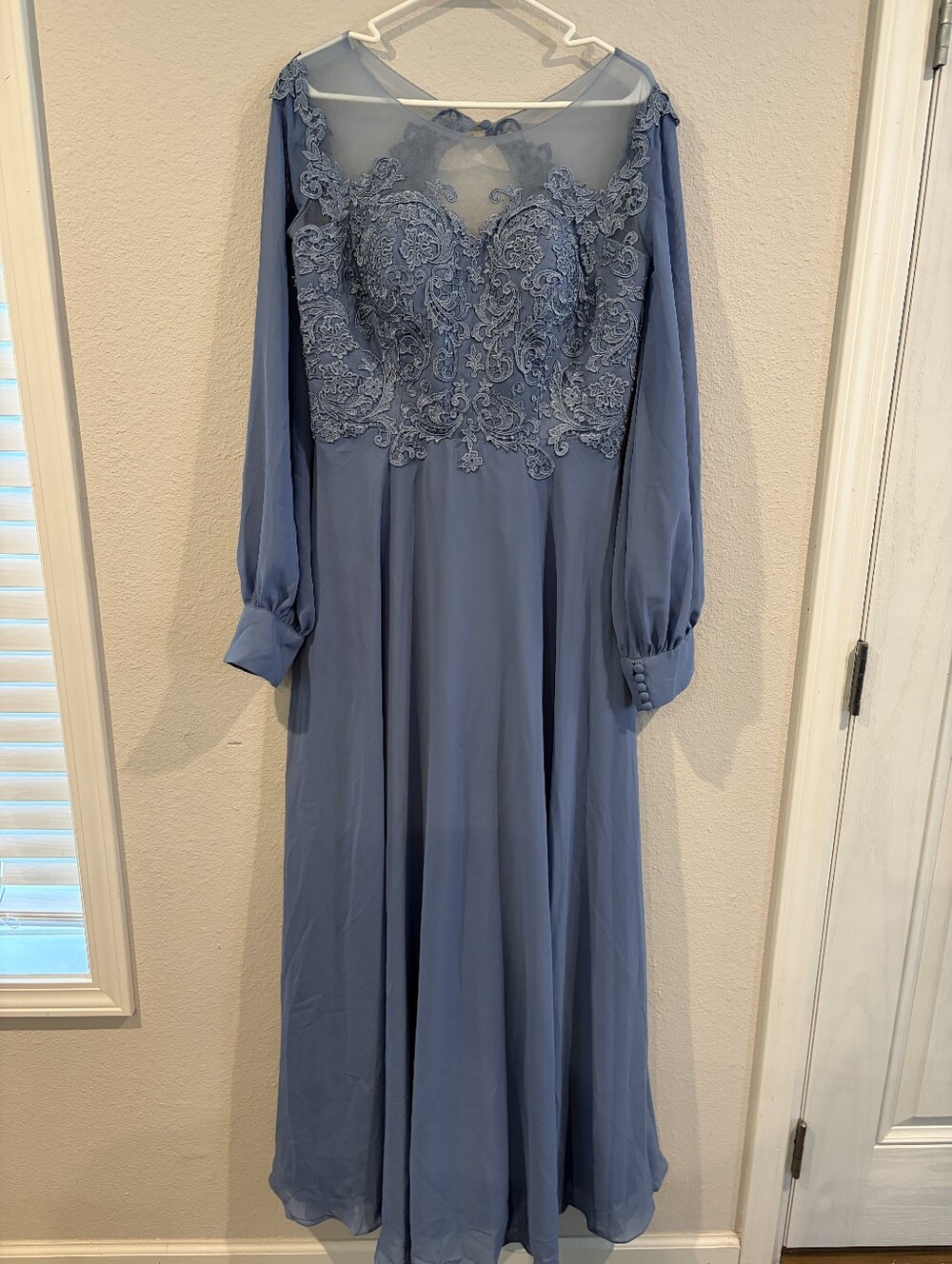 NEW Miss Veil Womens Slate Blue Embroidered Long Sleeve Lace Up Back Dress Gown